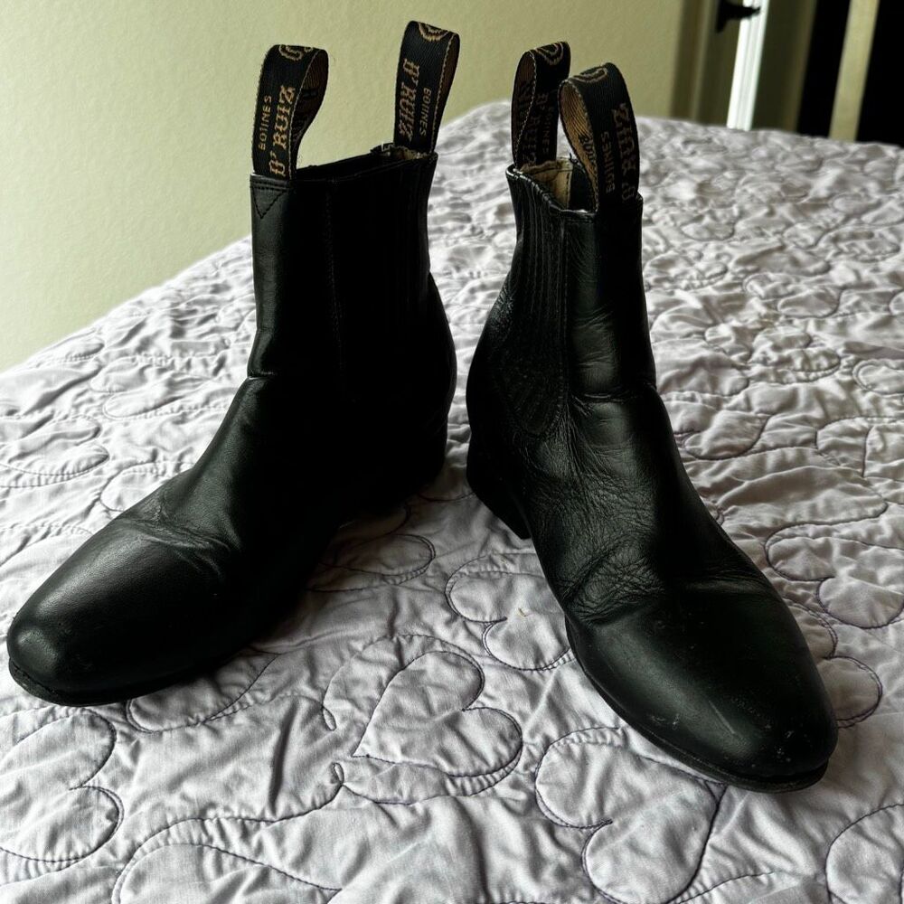 Botines D’Ruiz Black Leather Chelsea Ankle Boot – Handcrafted Mexico | Elastic G